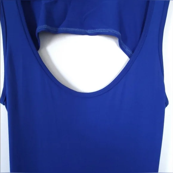 Bodycon Maxi Dress with Open Back Design - Size (M) - Picture 2 of 5